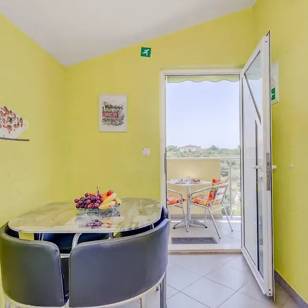 Petra Appartement *