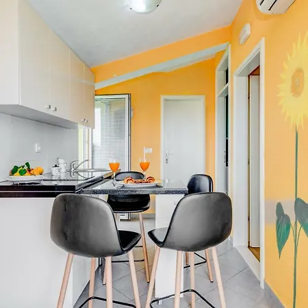 Petra Appartement *